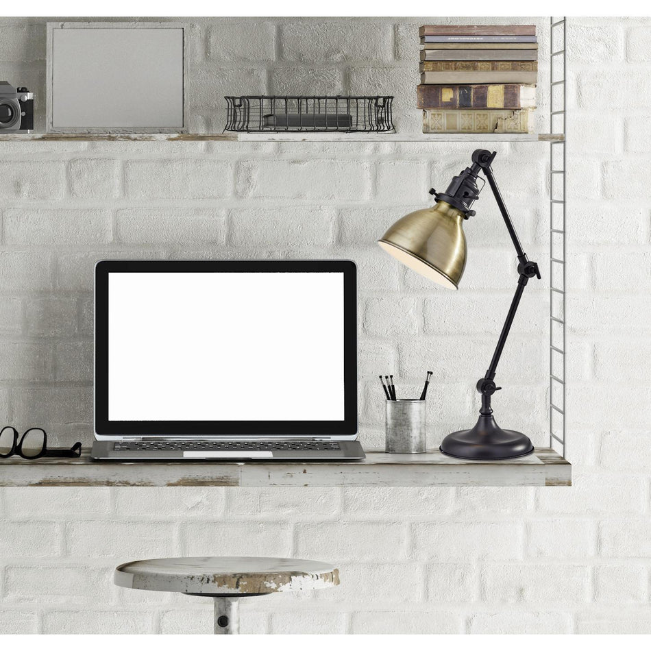 Alden Desk Lamp