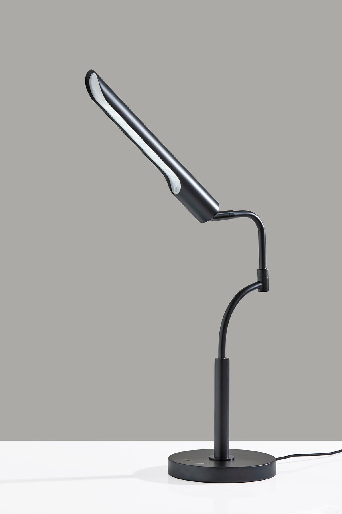 Zane LED Desk Lamp w. Smart Switch- Black