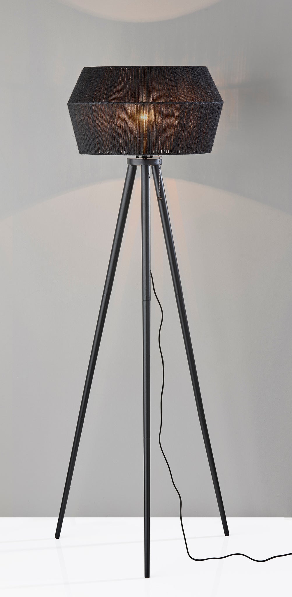 Montana Floor Lamp- Black