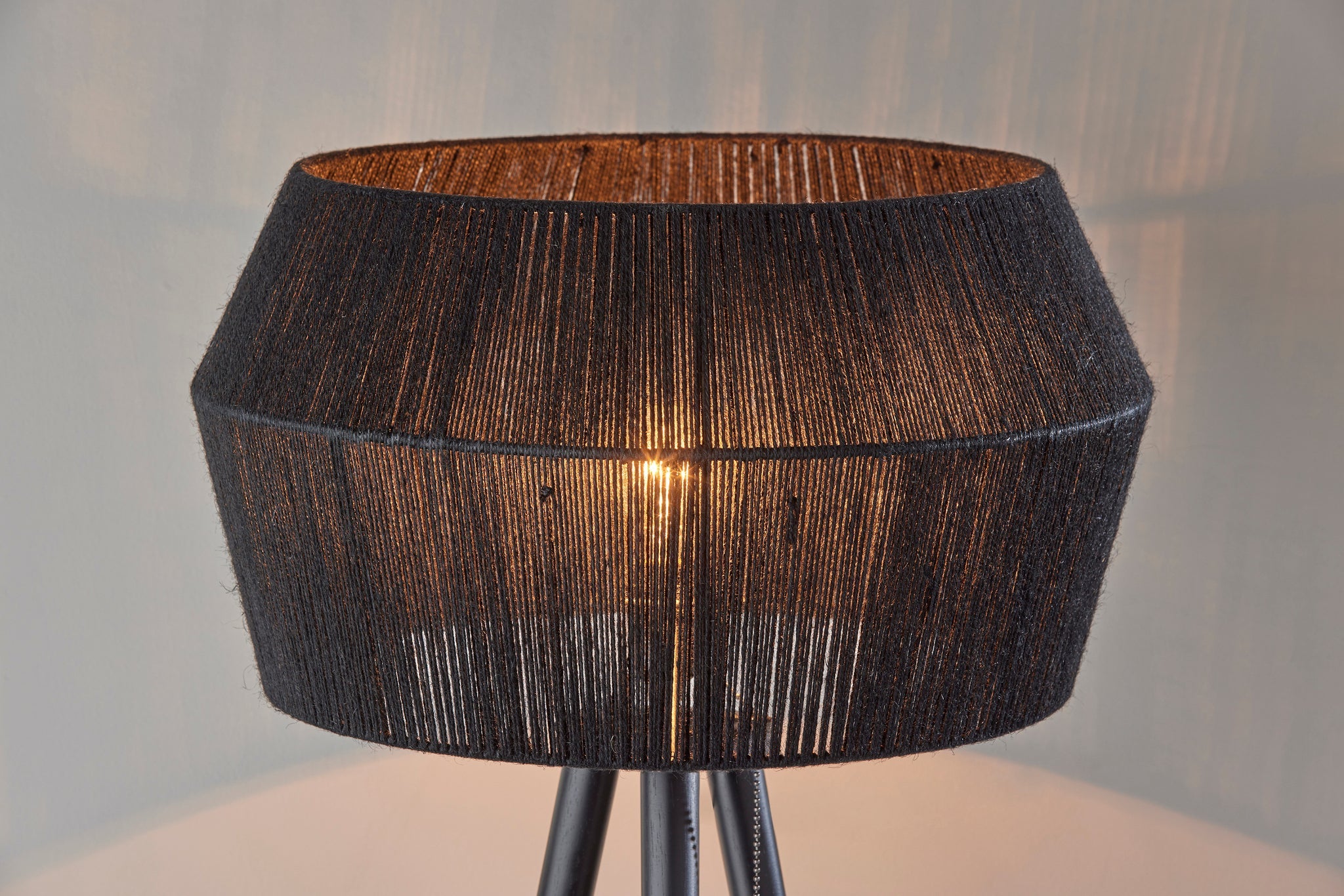 Montana Floor Lamp- Black