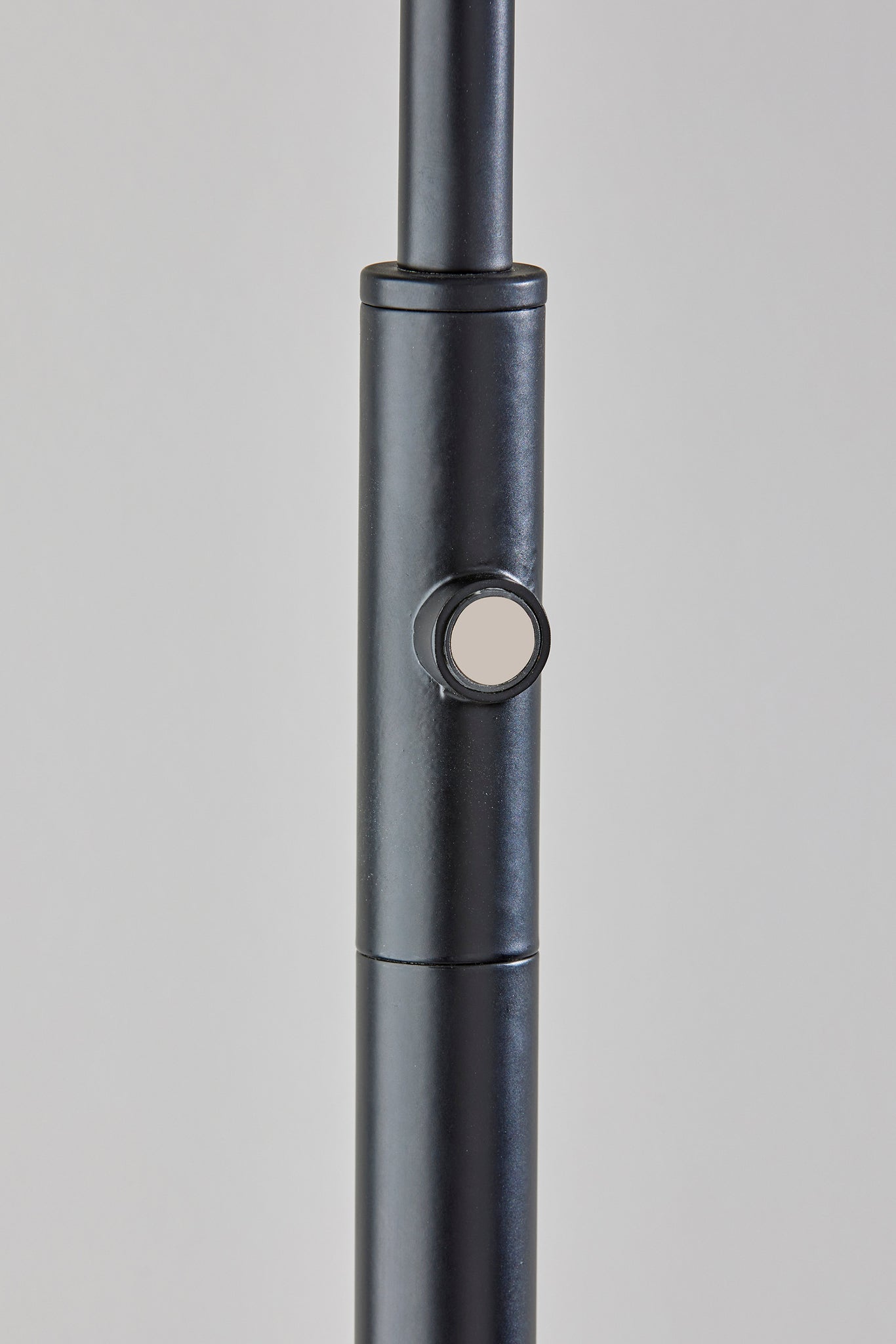 Rutherford LED Tree Lamp