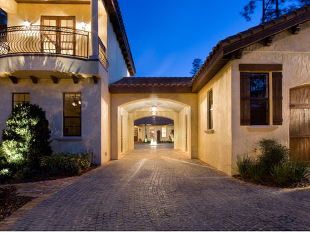Carriage House VX 3-Light Outdoor Wall Lantern
