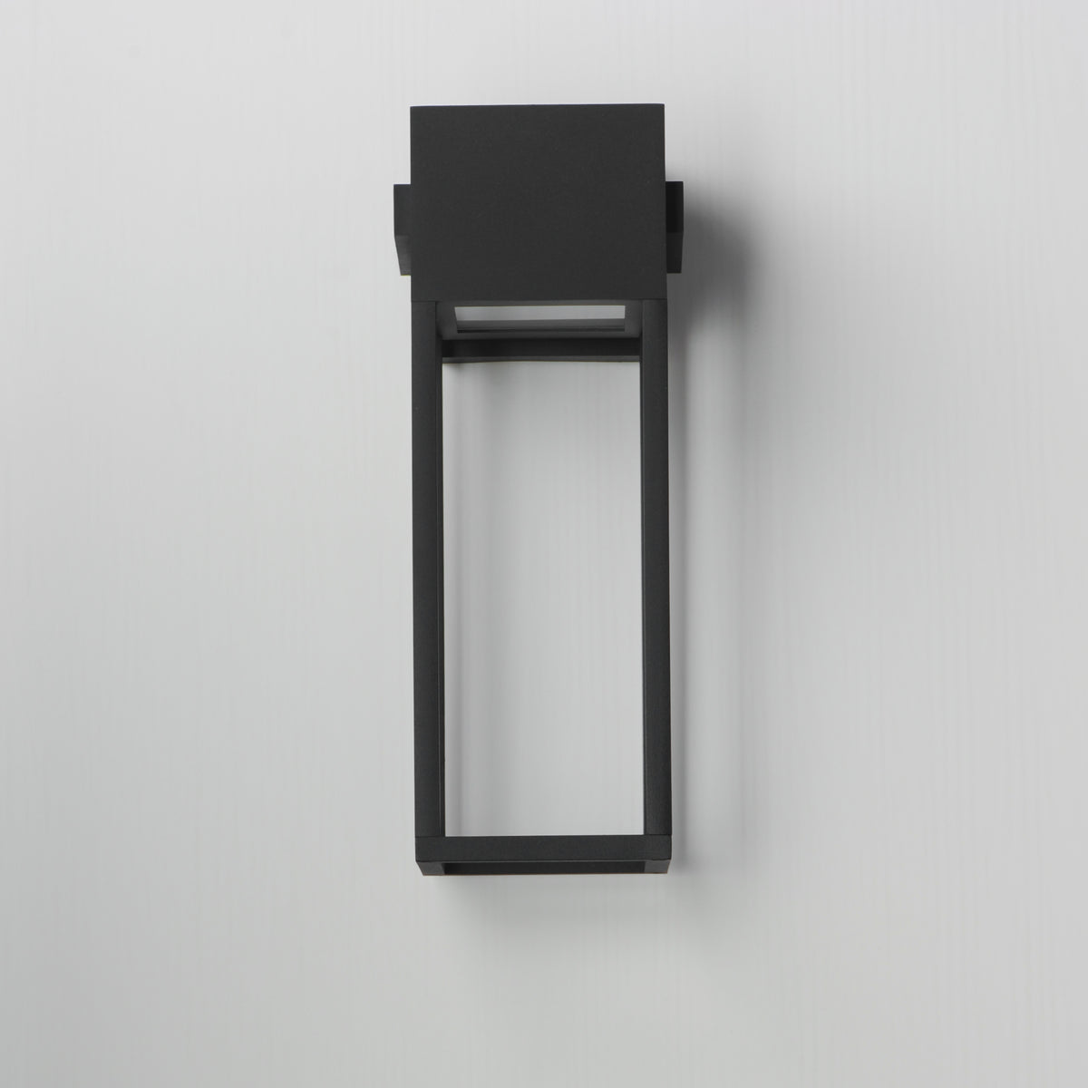 Strand VX 18" Outdoor LED Wall Sconce