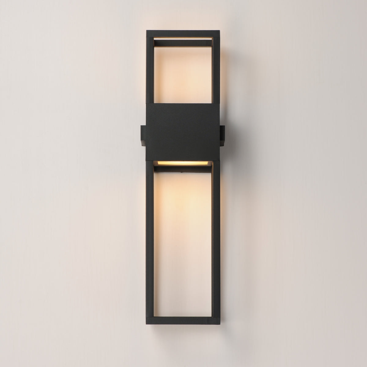 Strand VX 24" Outdoor LED Wall Sconce