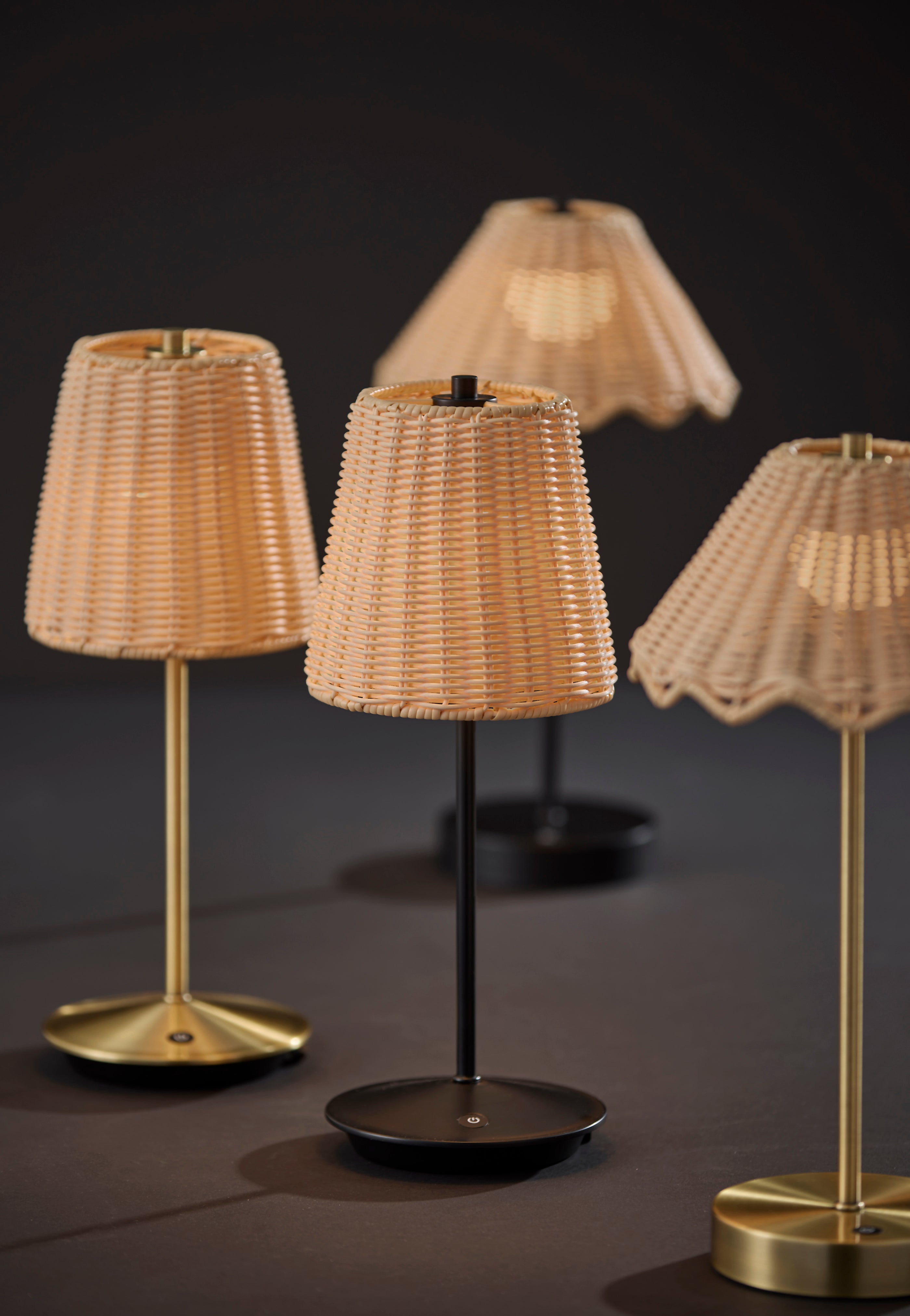 Andy LED Cordles Table Lamp