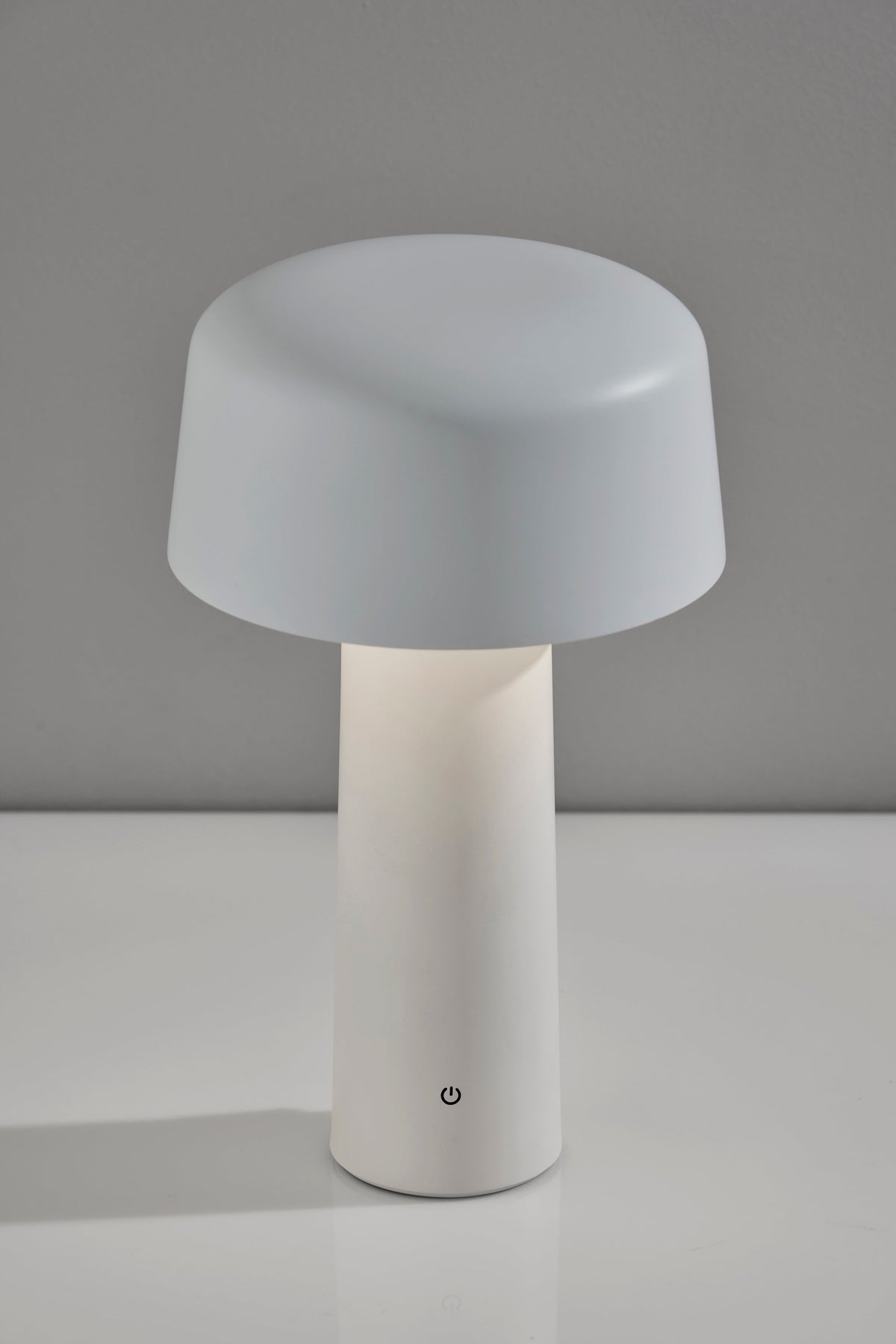 Lenny LED Cordless Table Lamp