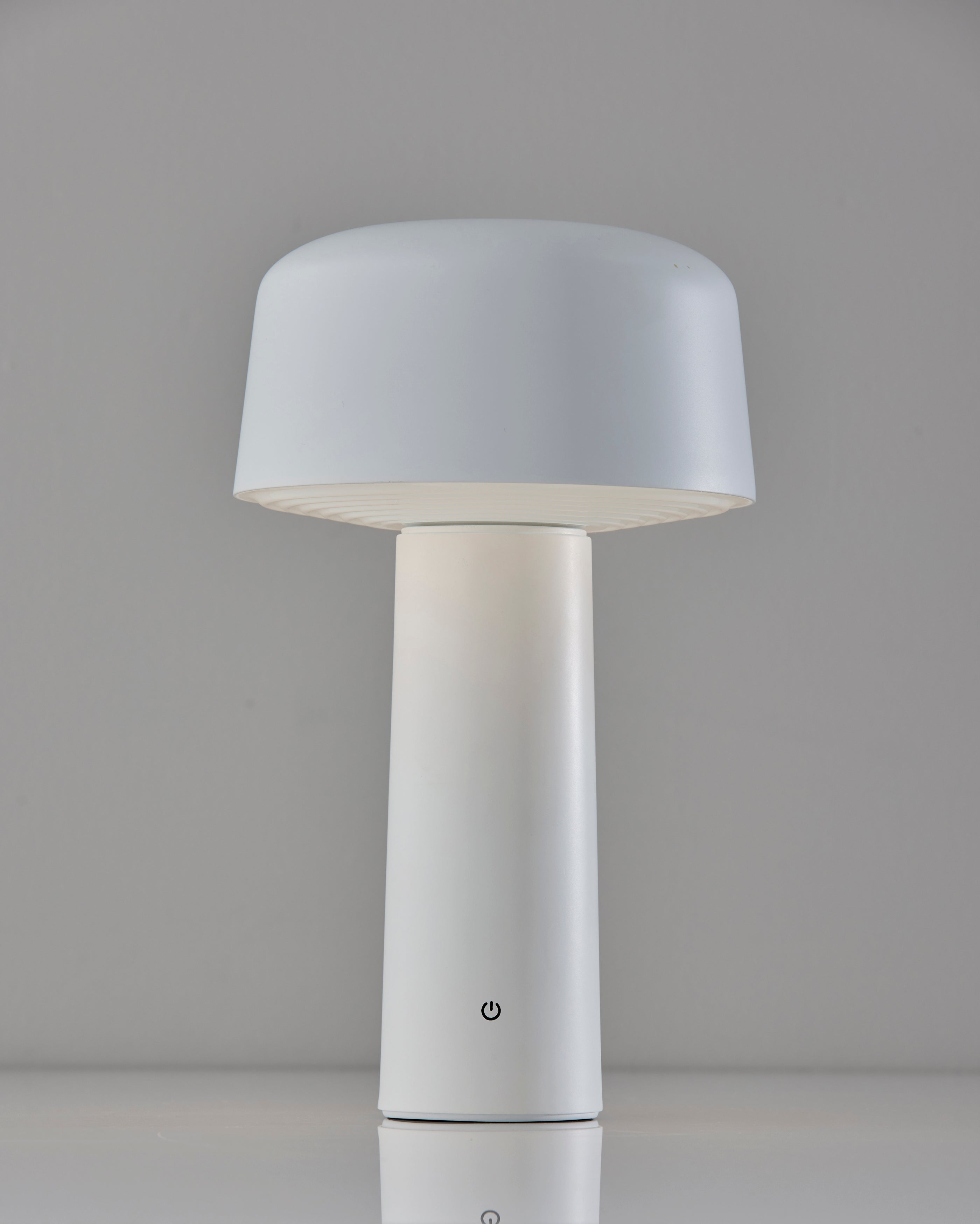 Lenny LED Cordless Table Lamp