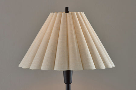 Scallop Floor Lamp- Black