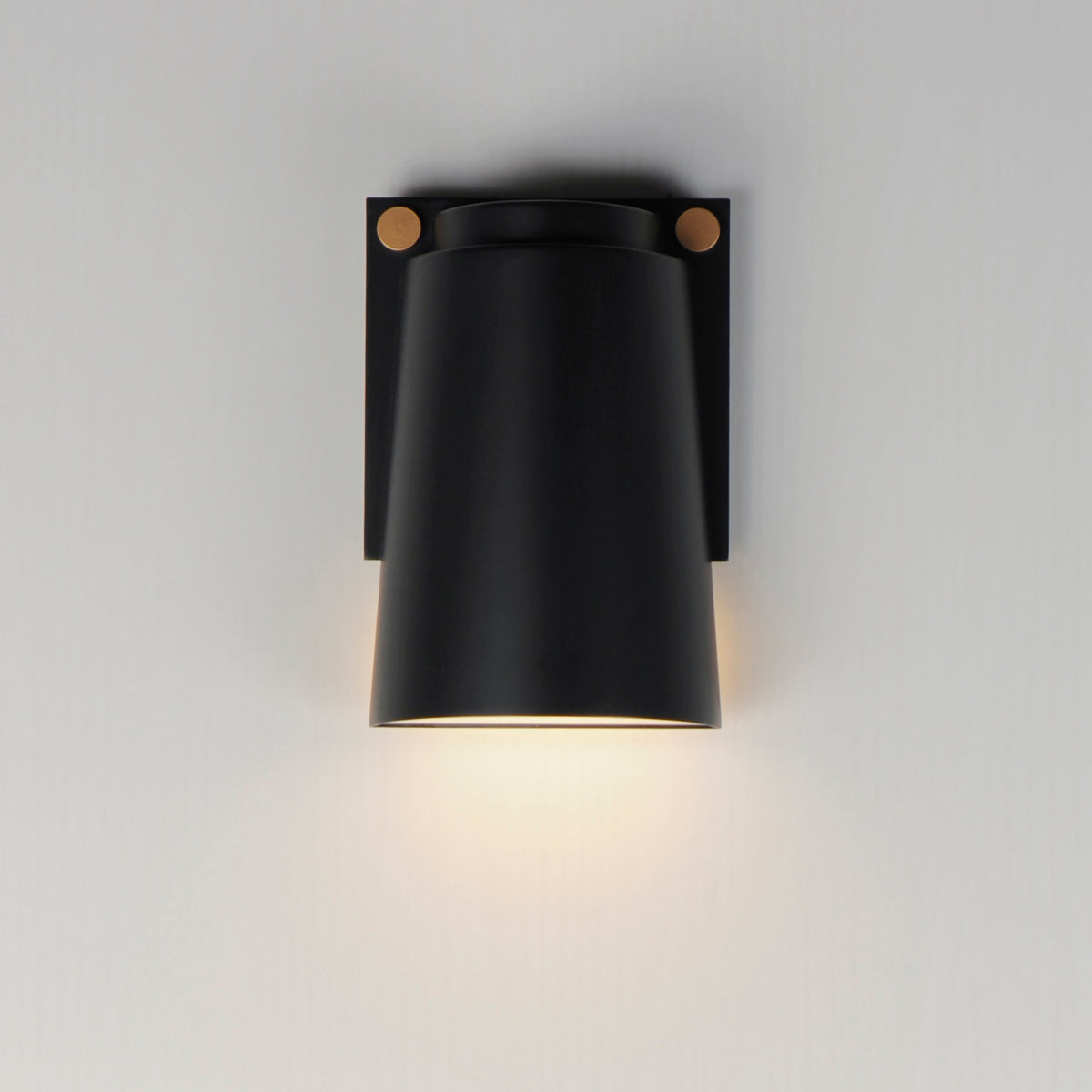 Rivet VX LED Outdoor Sconce
