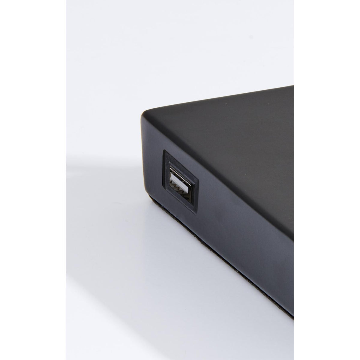 Collette Adesso Charge LED Desk Lamp