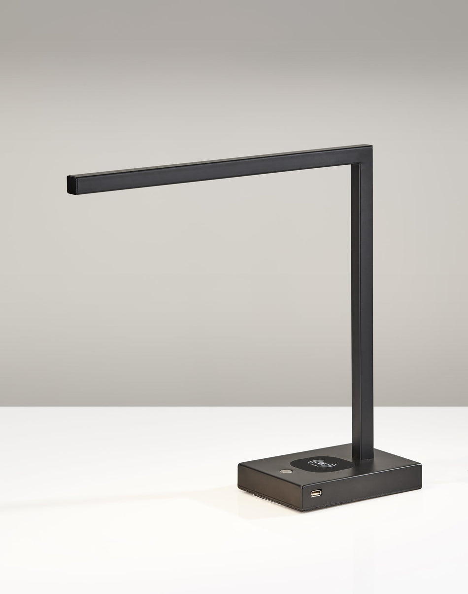 Aidan AdessoCharge LED Desk Lamp