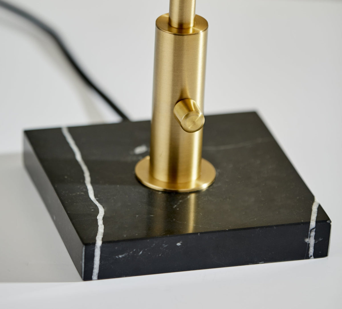 Doppler LED Table Lamp