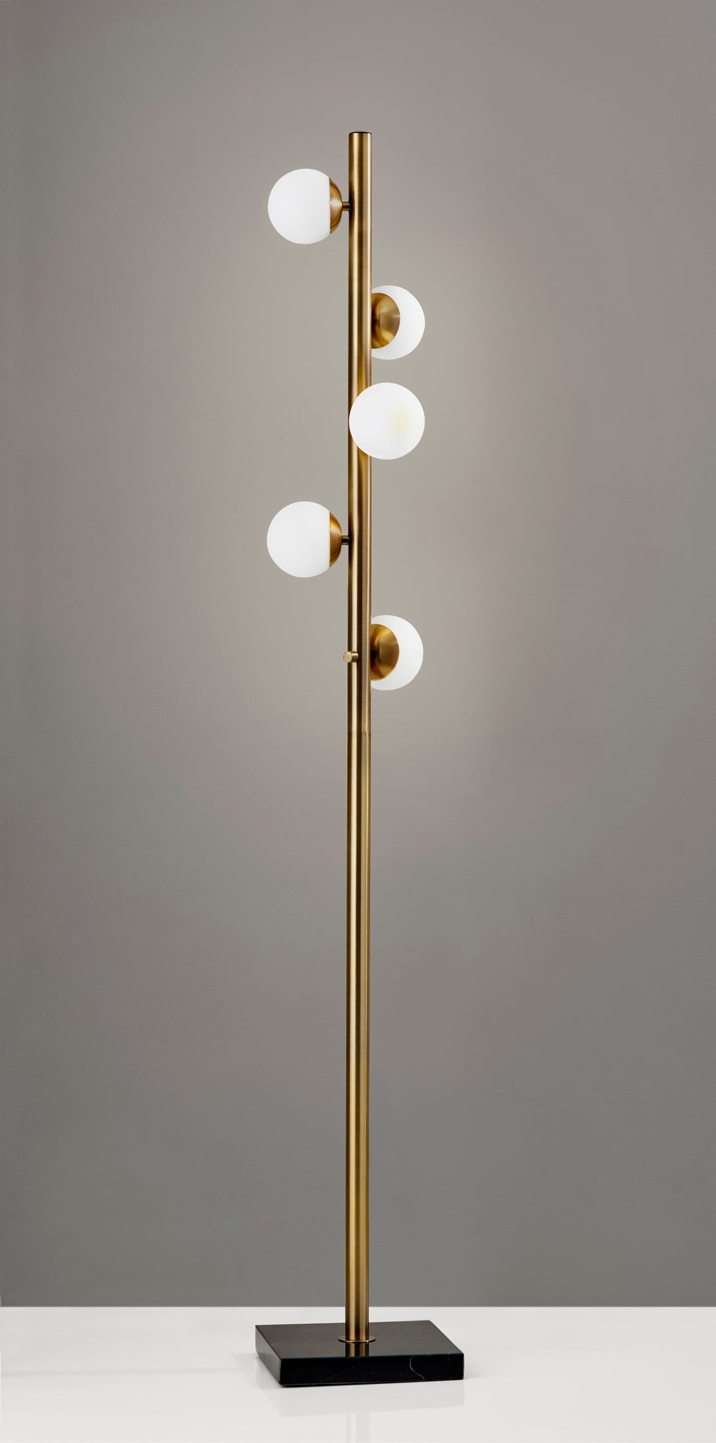 Doppler LED Tree Lamp