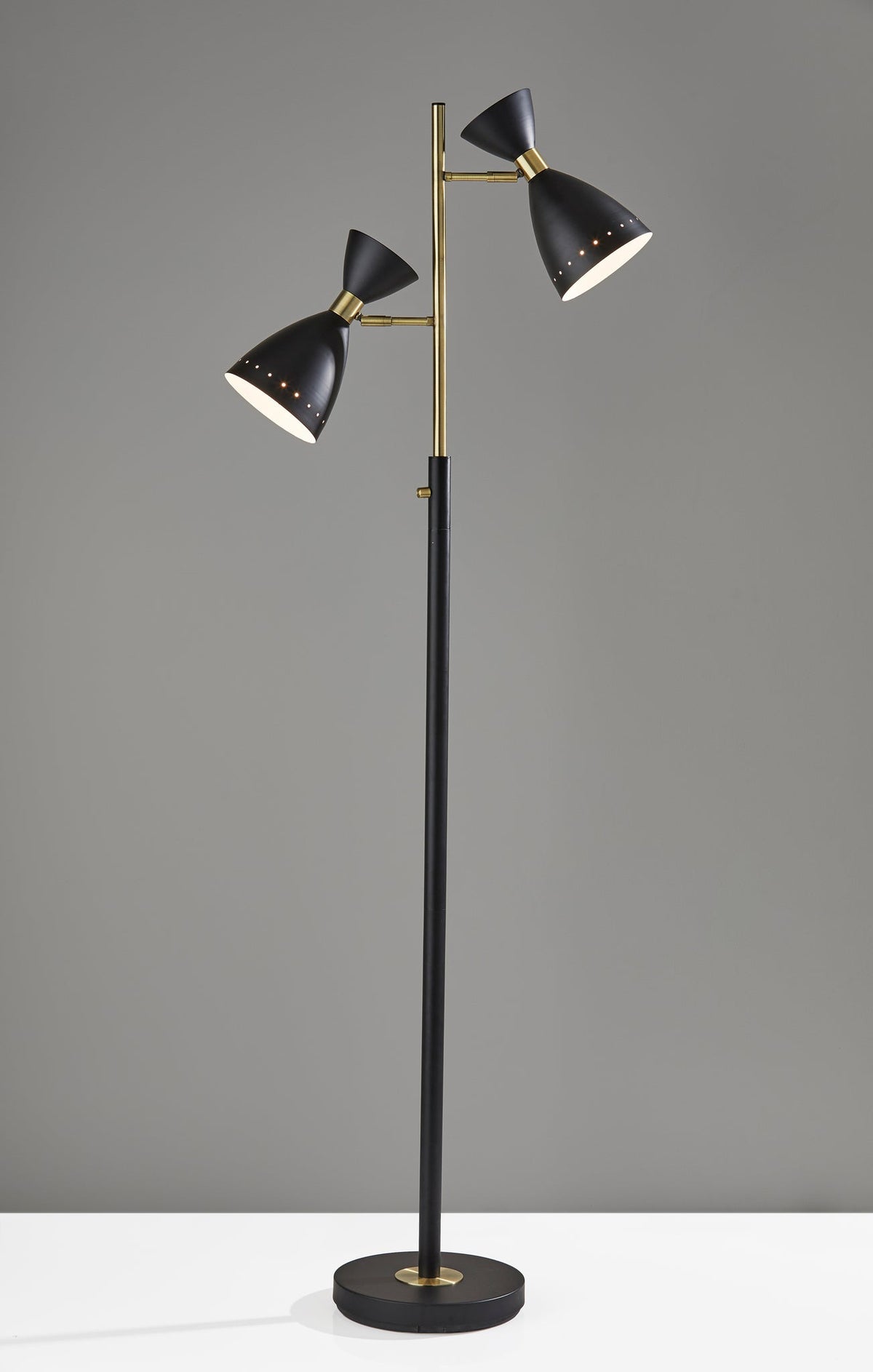 Oscar Tree Lamp
