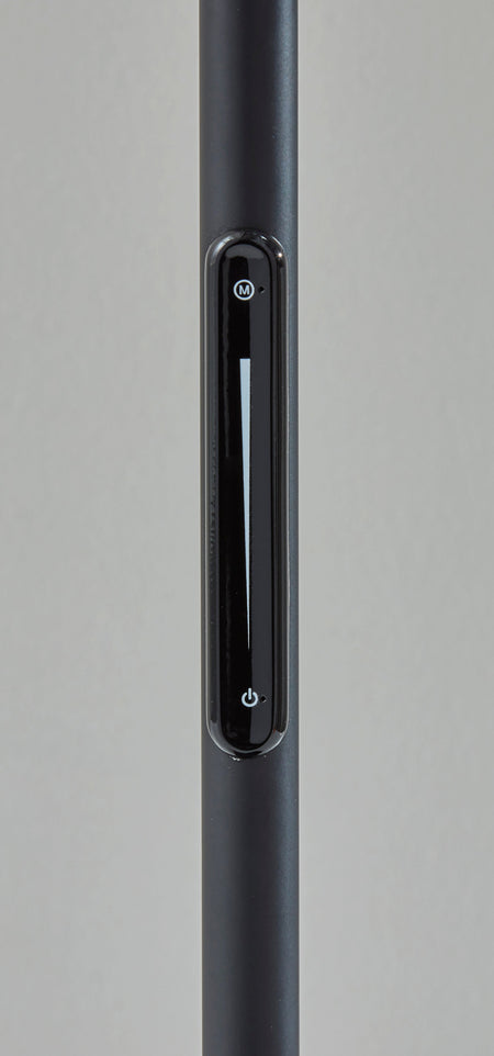 Cullen LED Desk Lamp w. Smart Switch