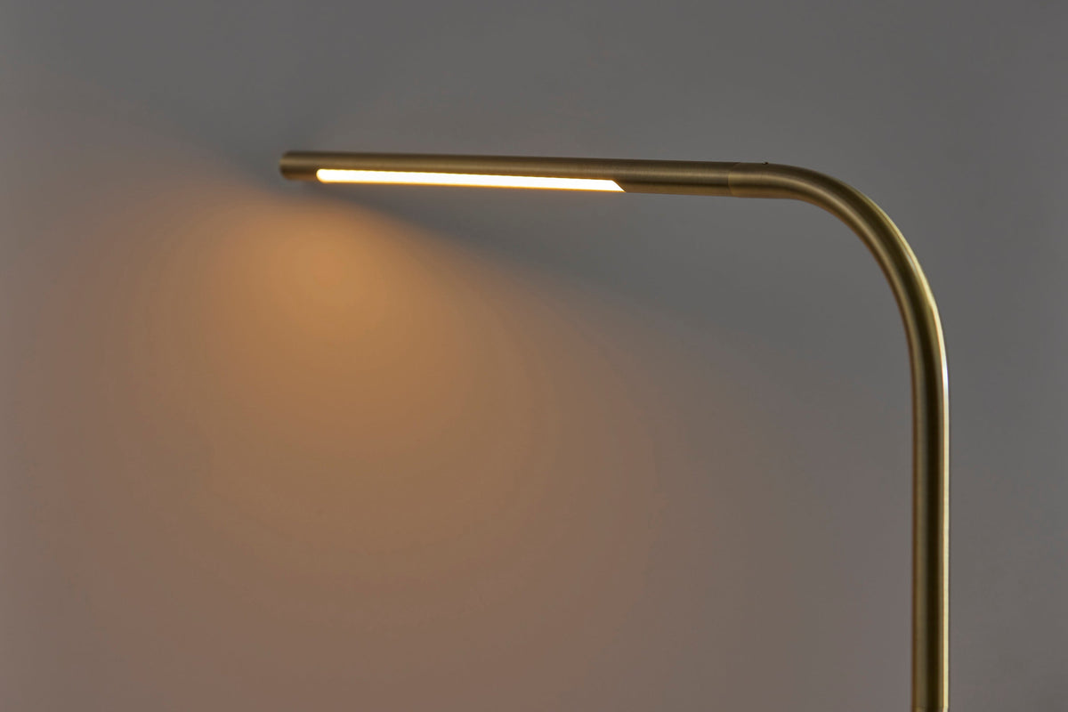 Cullen LED Desk Lamp w. Smart Switch