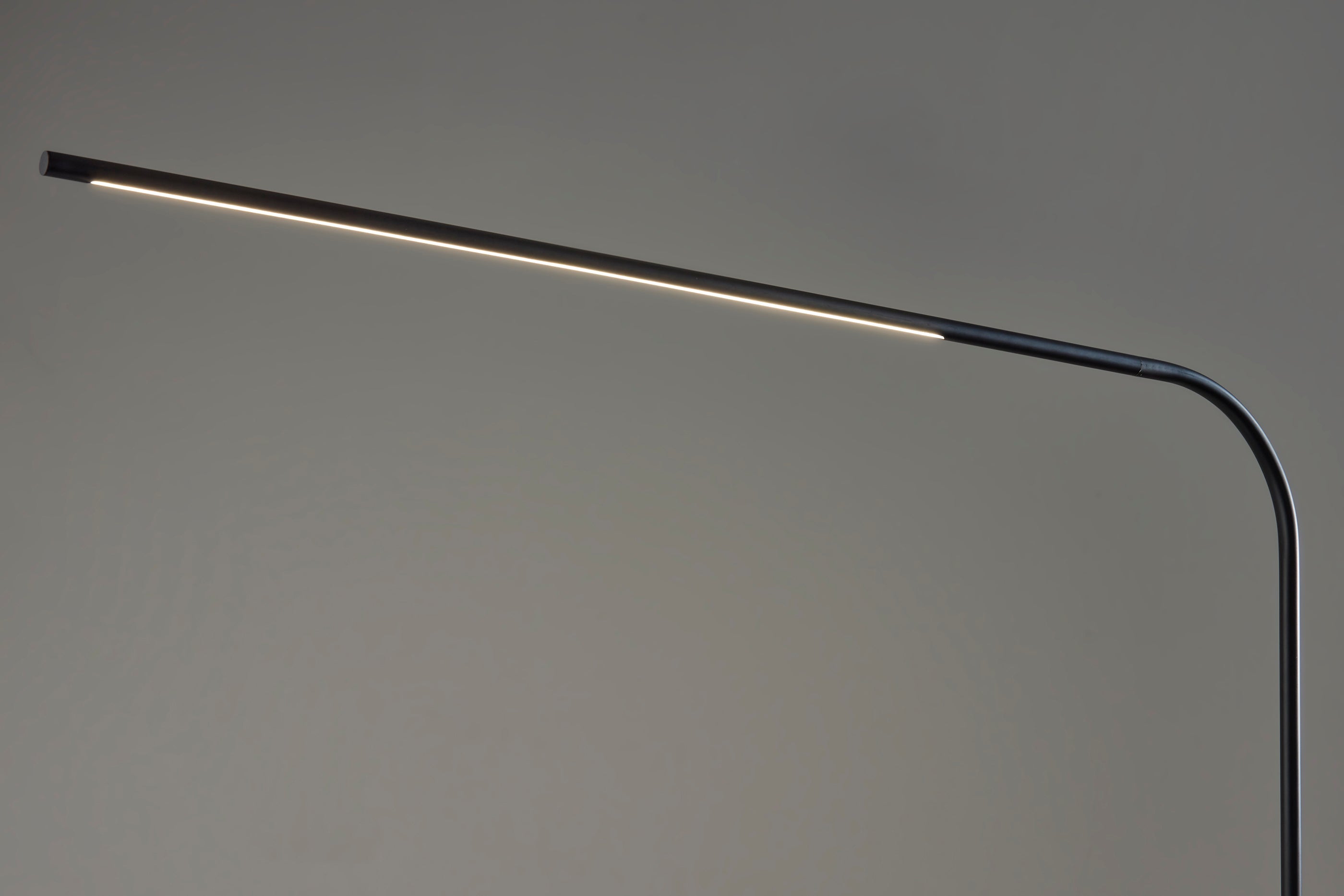 Cullen LED Arc Lamp w. Smart Switch