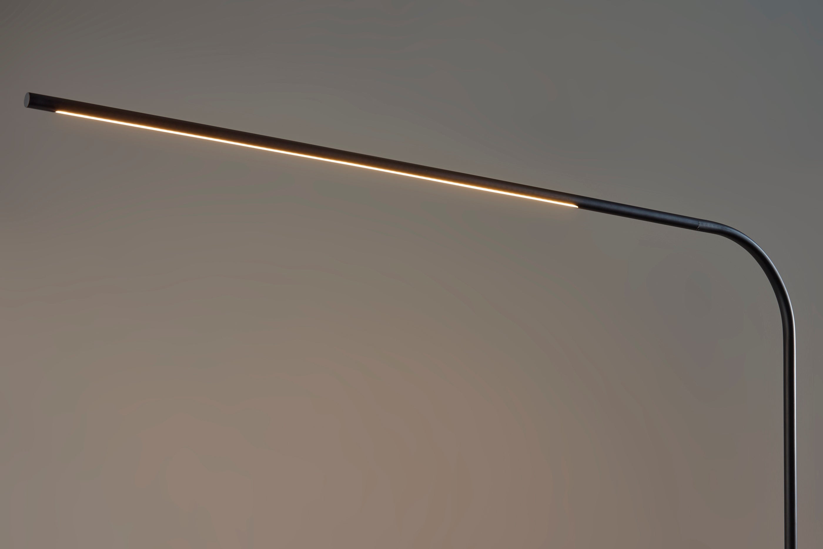 Cullen LED Arc Lamp w. Smart Switch