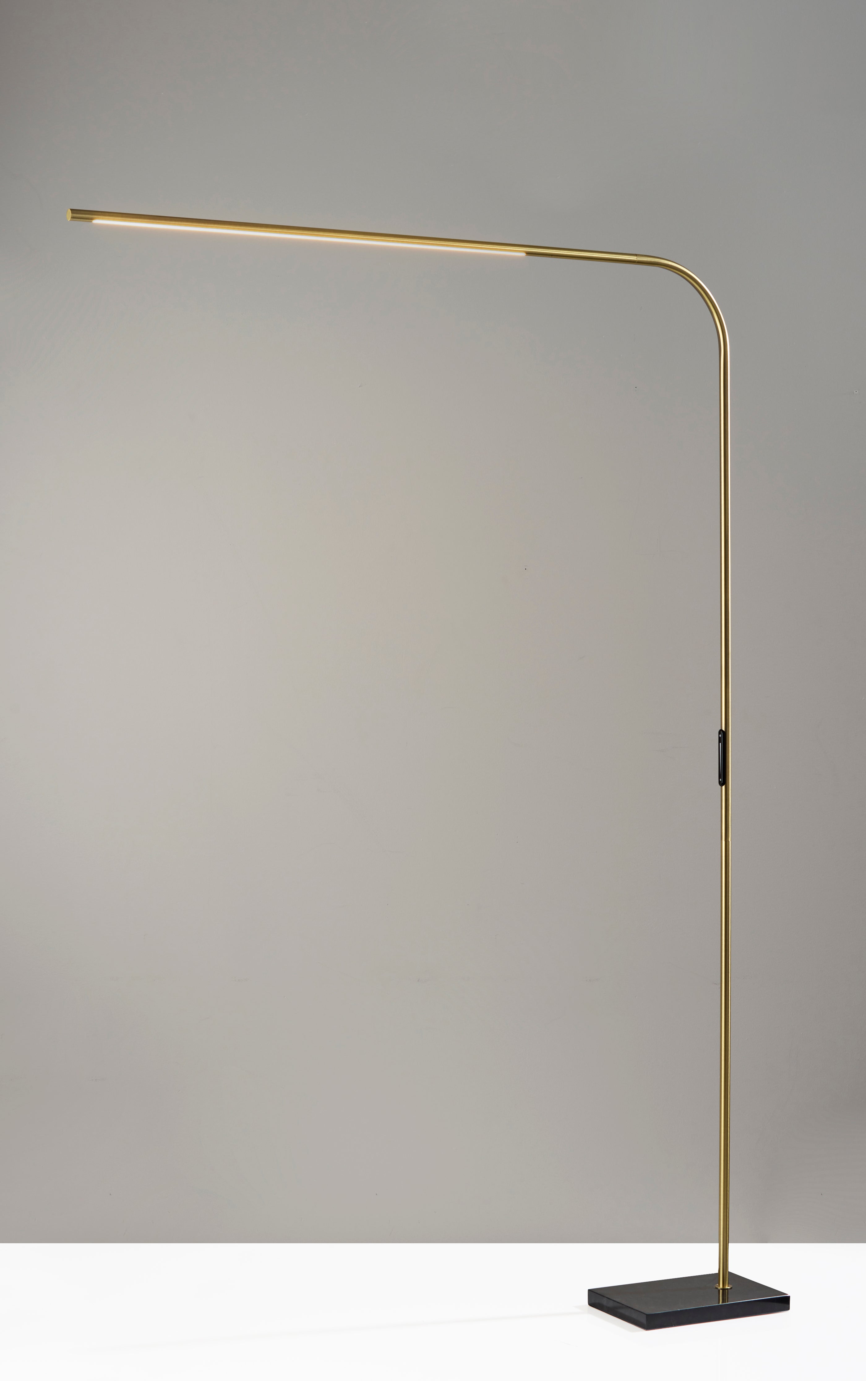 Cullen LED Arc Lamp w. Smart Switch