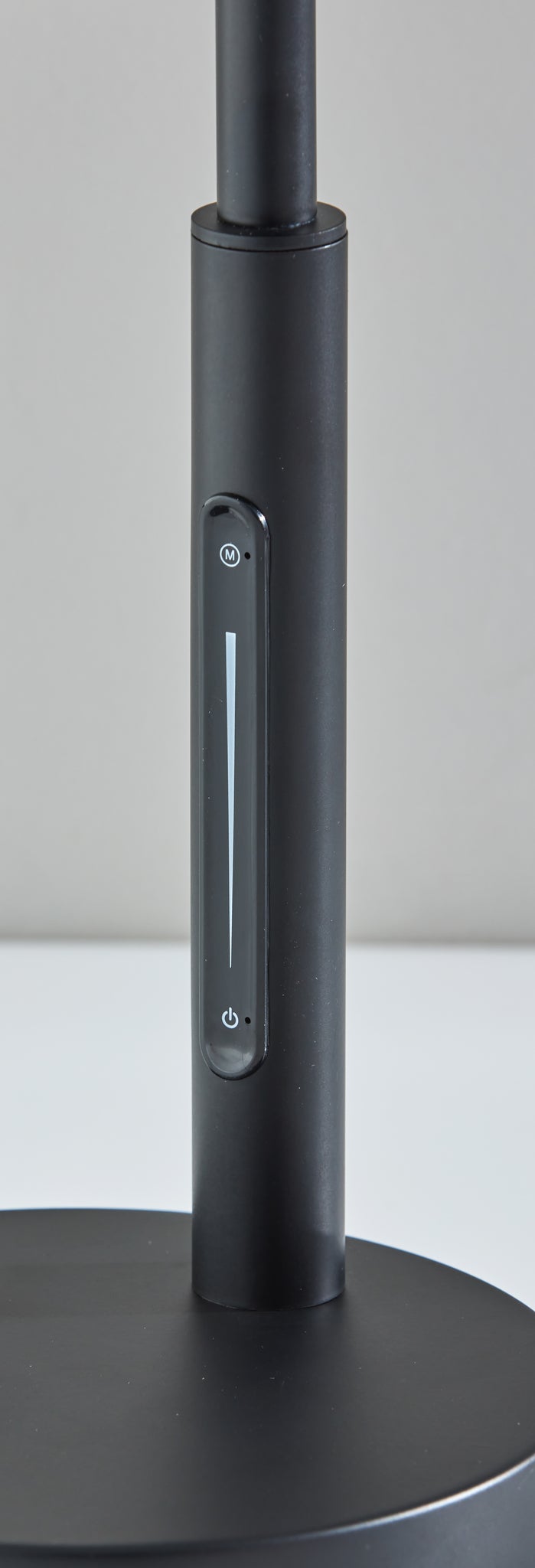 Elmore LED Desk Lamp w. Smart Switch