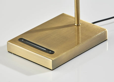 Matilda LED Table Lamp w. Smart Switch