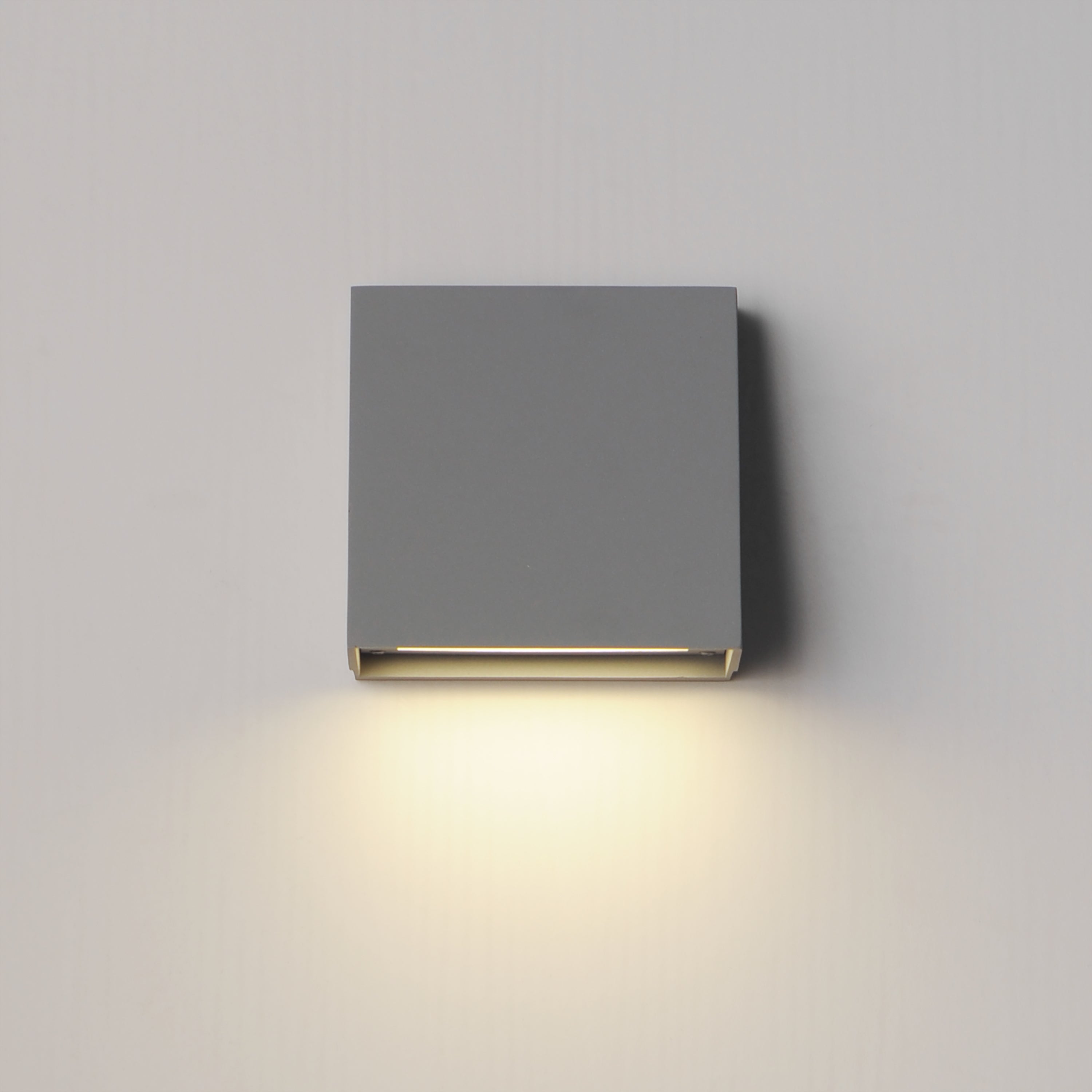 Pathfinder LED Outdoor Wall Sconce - 5CCT