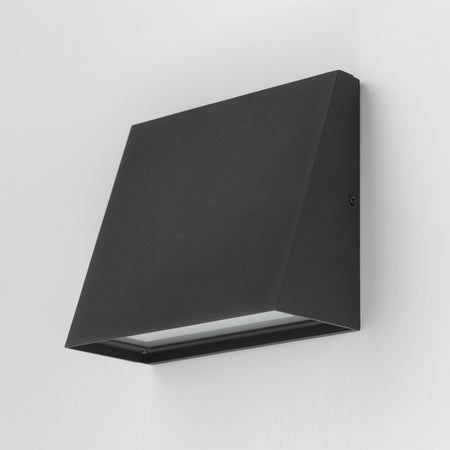 Pathfinder Large LED Outdoor Wall Sconce - 5CCT