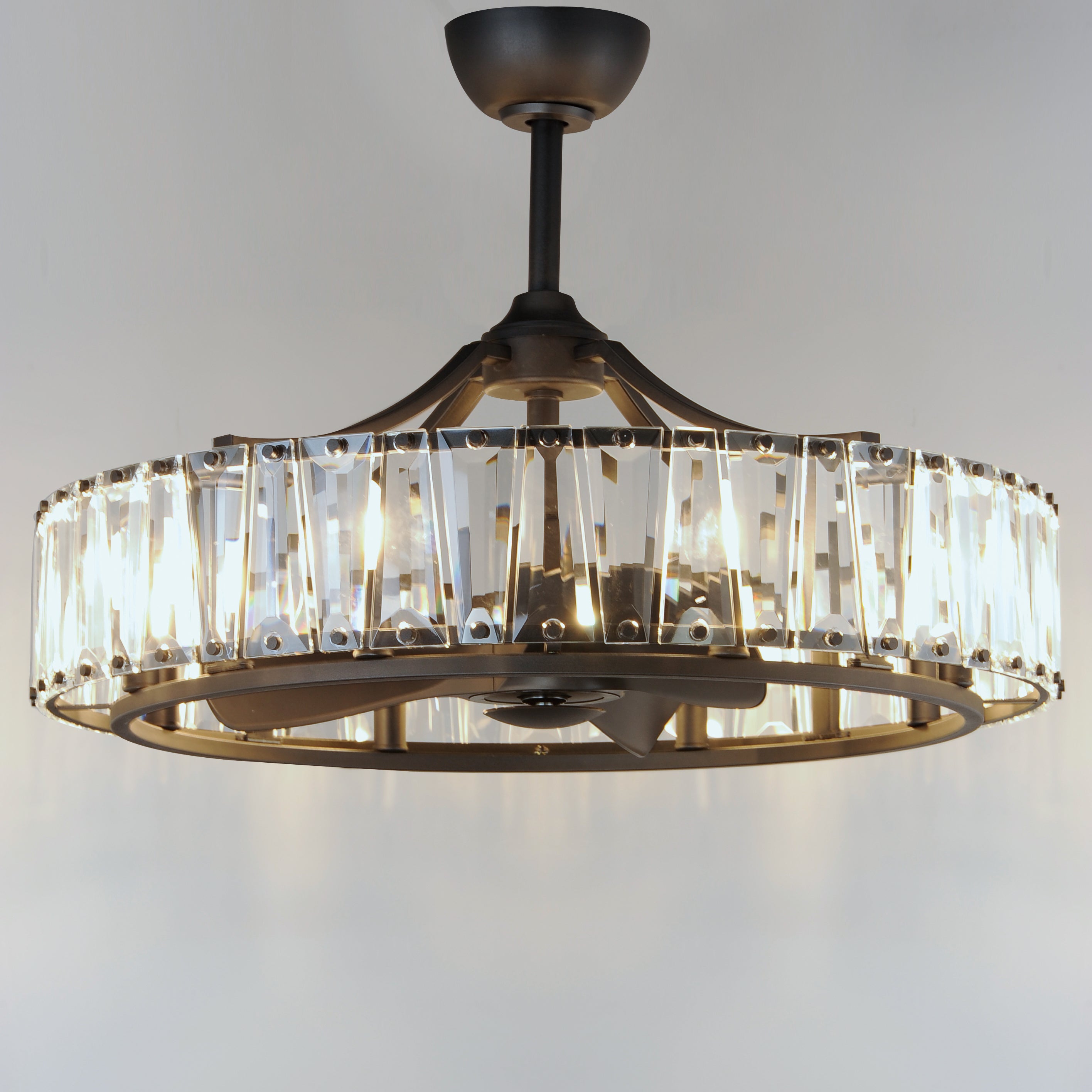 Odeon 8-Light WiFi-enabled LED Fandelight