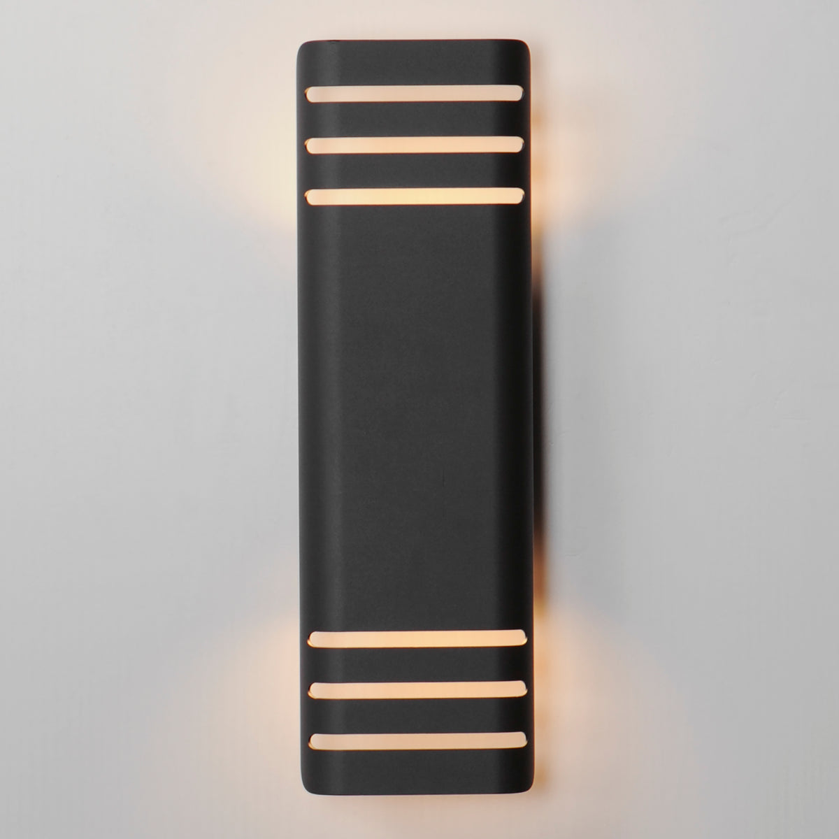 Lightray Large LED Outdoor Wall Lamp