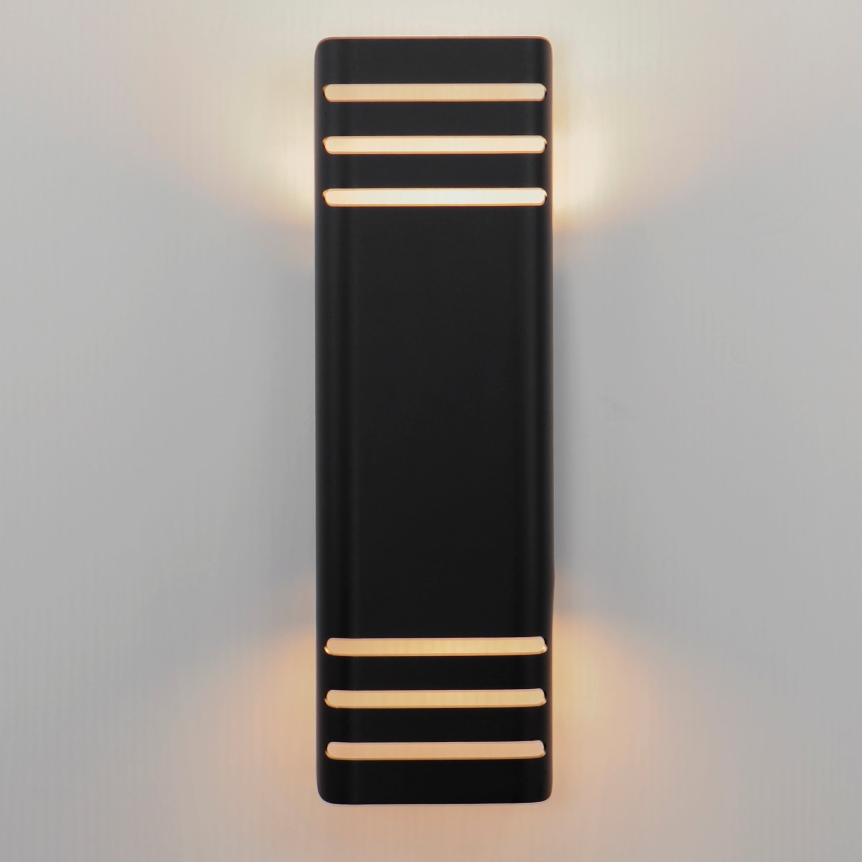 Lightray Large LED Outdoor Wall Lamp