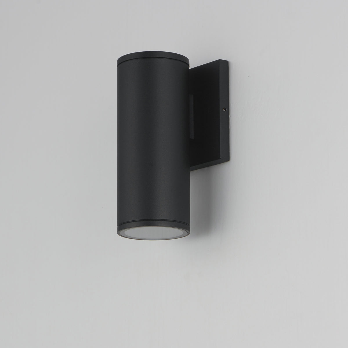 Caldera 7.5" Outdoor Wall Sconce