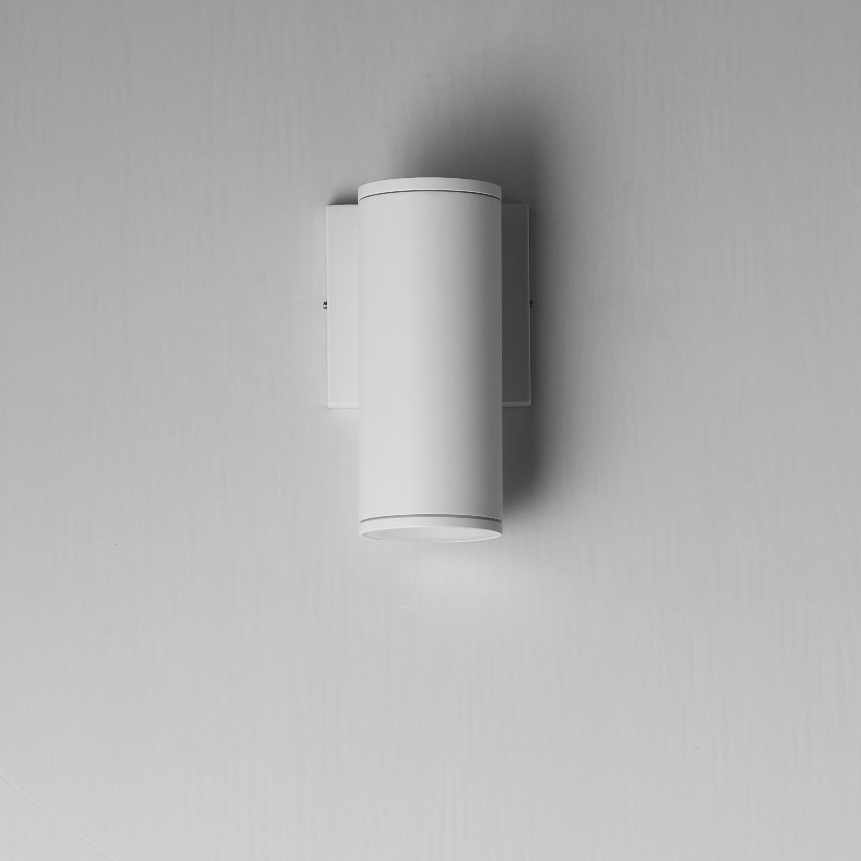 Caldera 7.5" Outdoor Wall Sconce