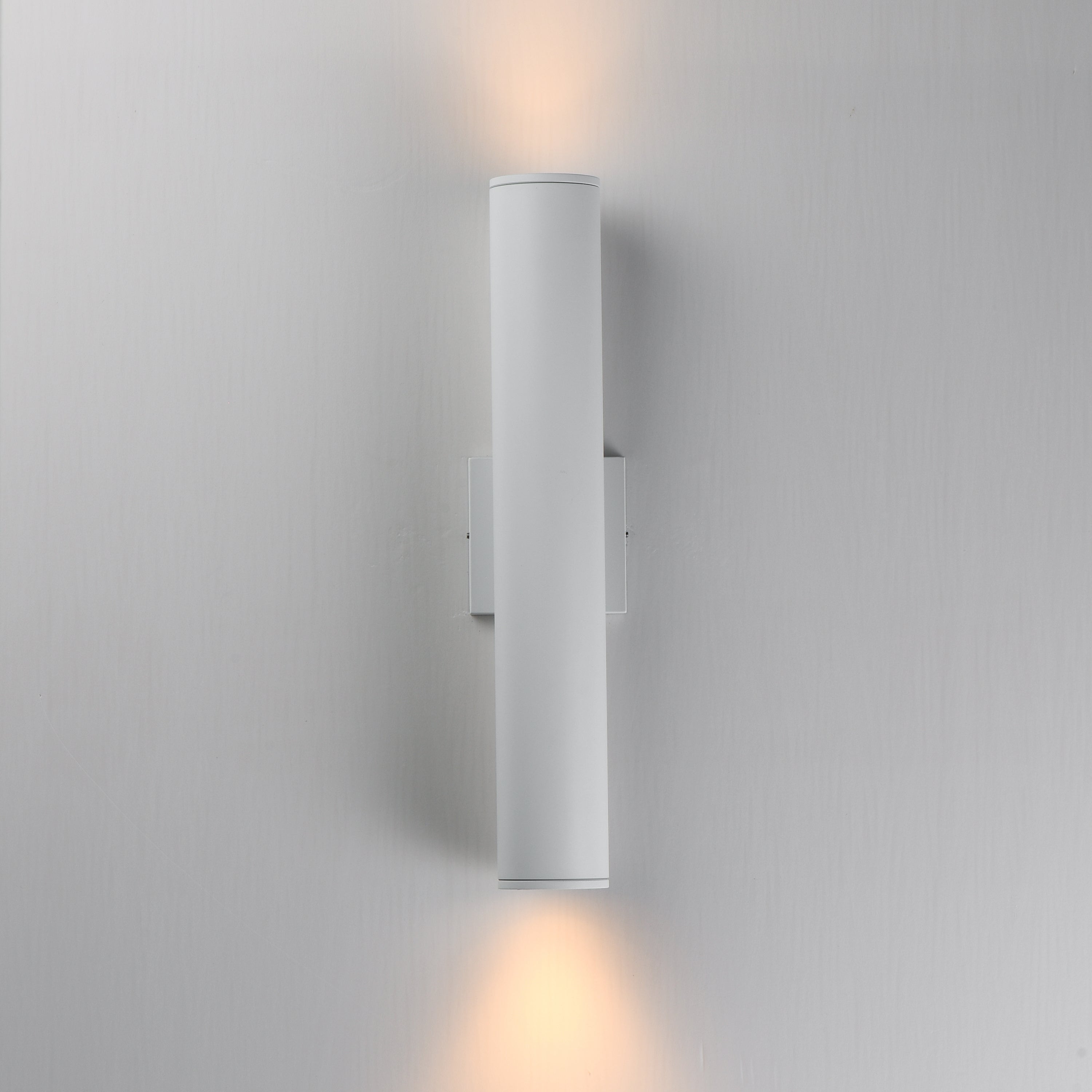 Caldera 20" Outdoor Wall Sconce