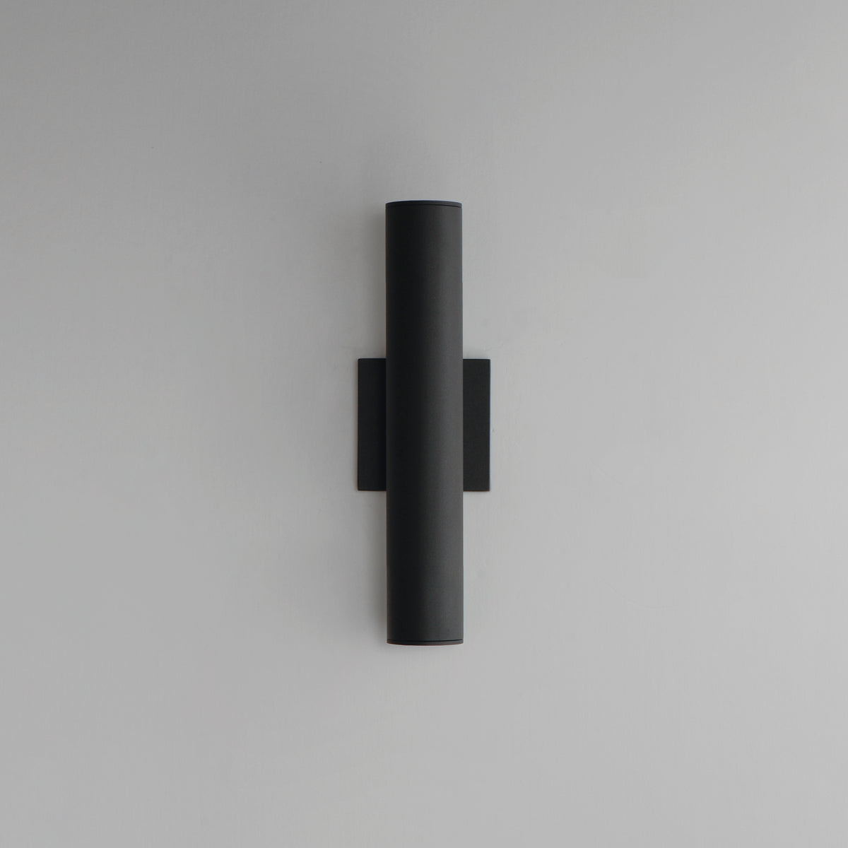 Calibro 15" LED Outdoor Sconce