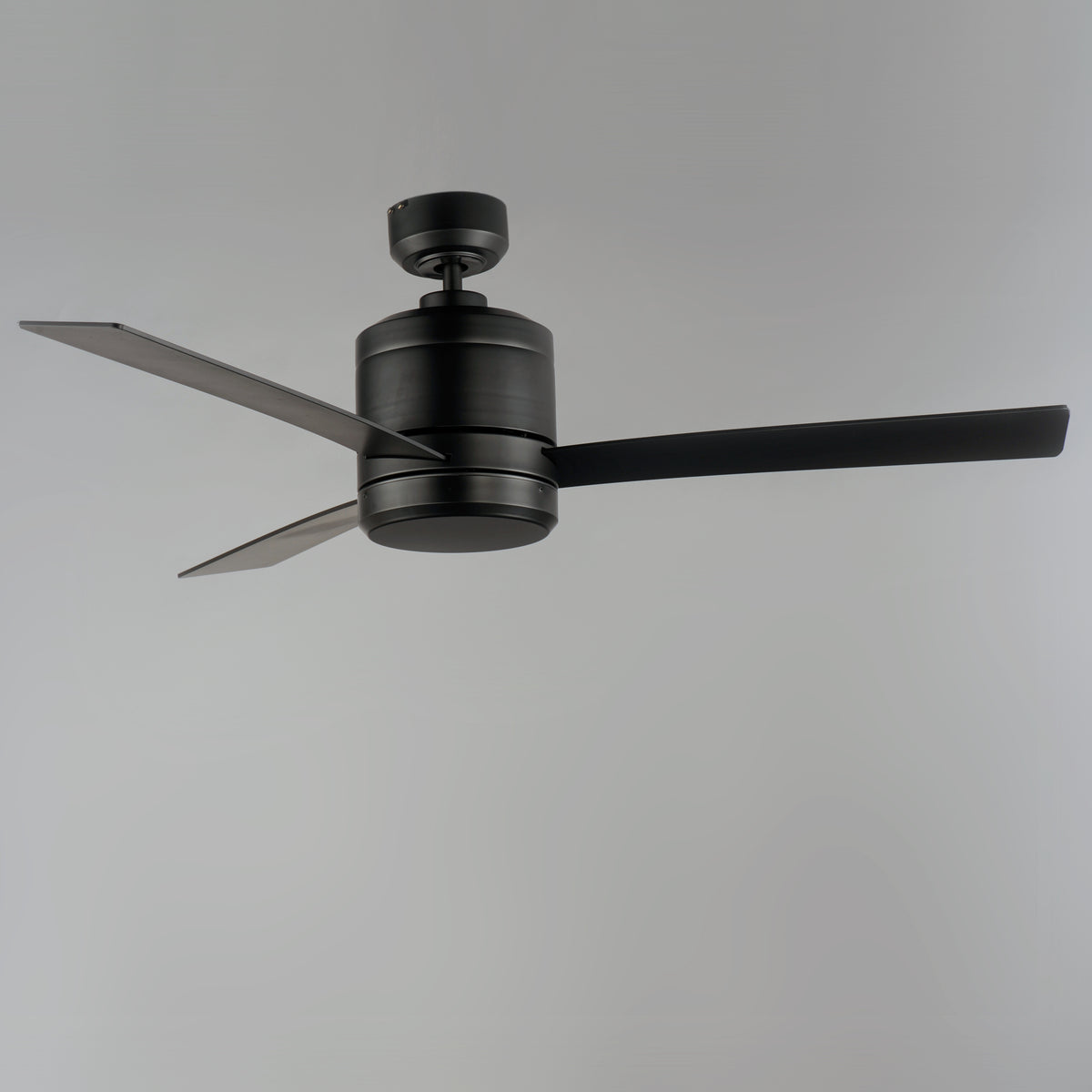 Tanker 52" Outdoor Black Fan