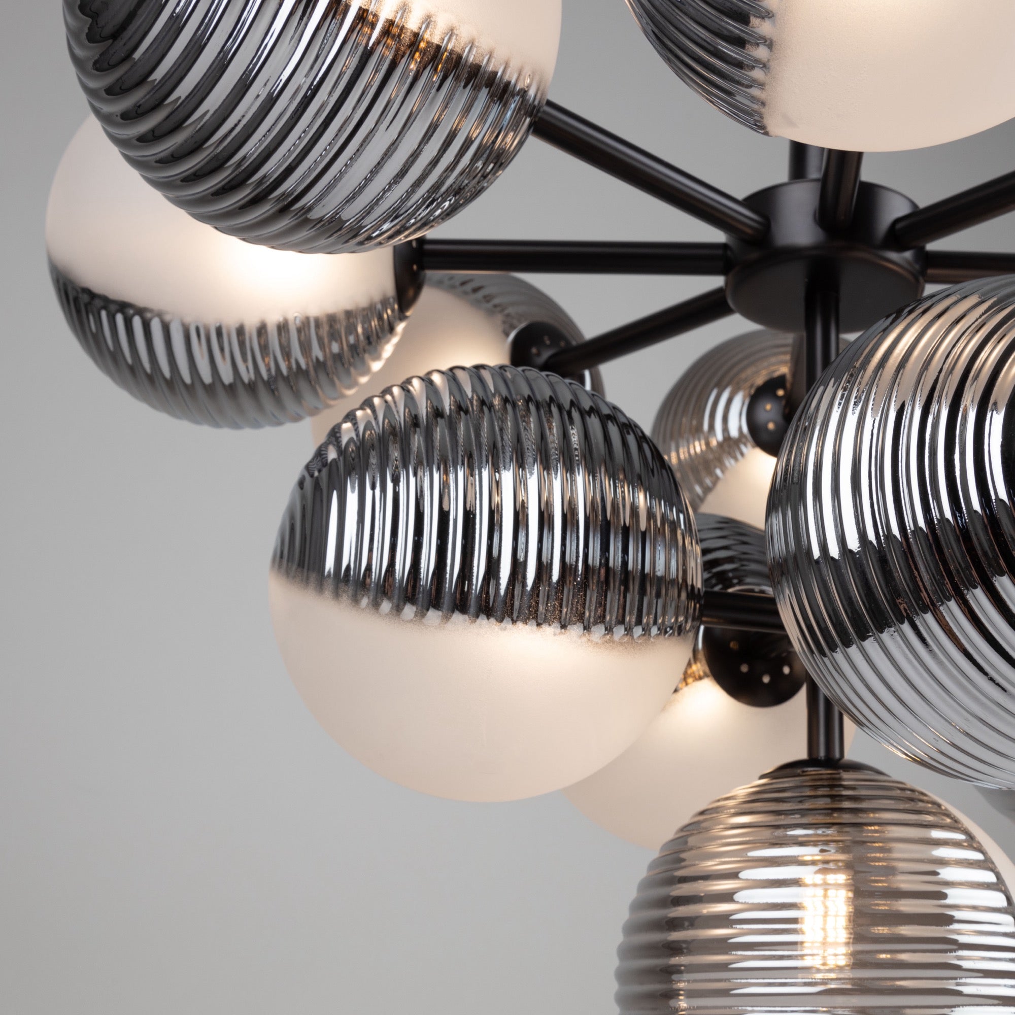 Bolla Collection 13-Light Chandelier Black