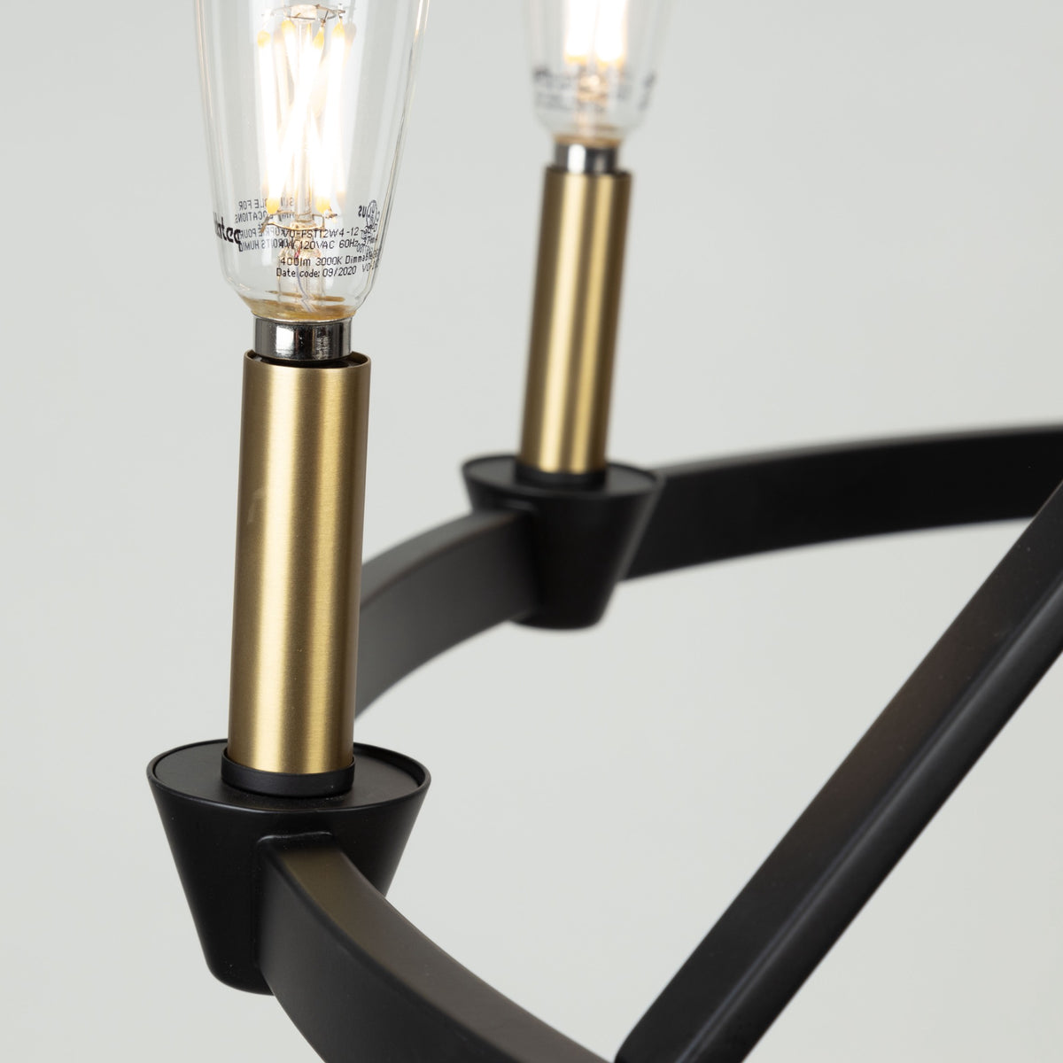 Notting Hill Collection 9-Light Chandelier Black and Brushed Brass