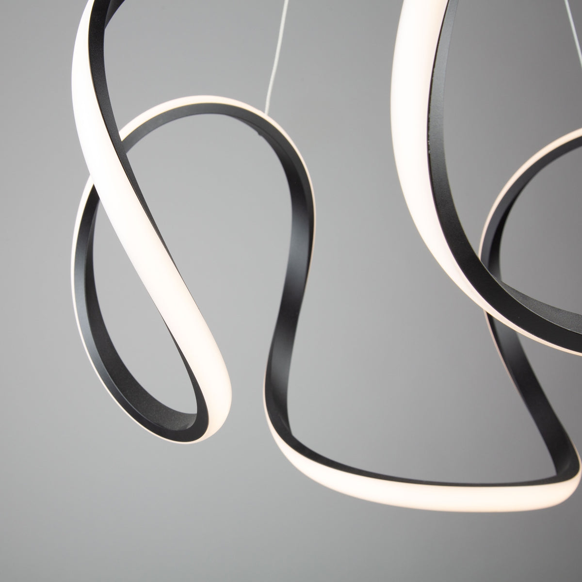 Mira 40W LED Pendant Black
