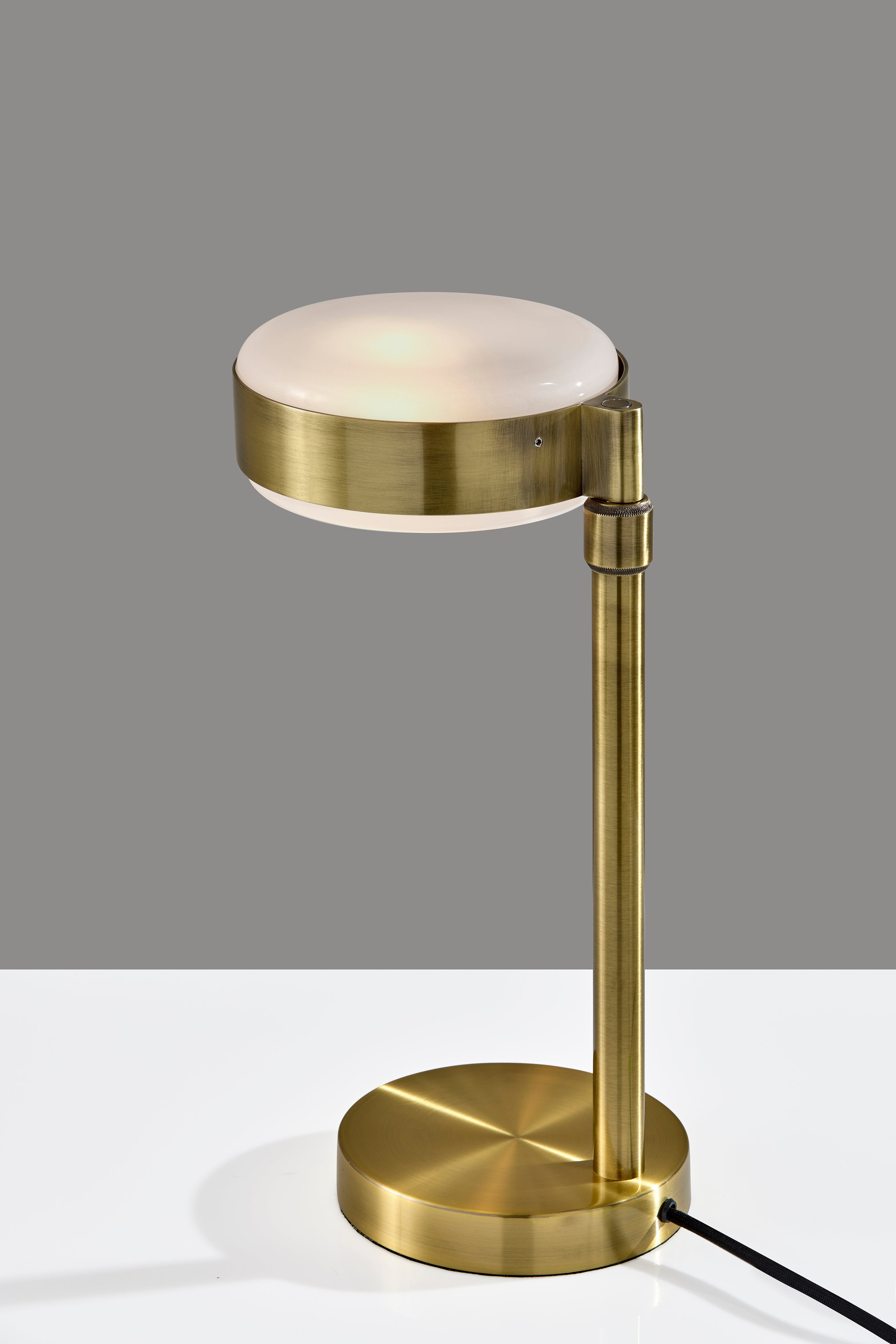 Linis Table Lamp
