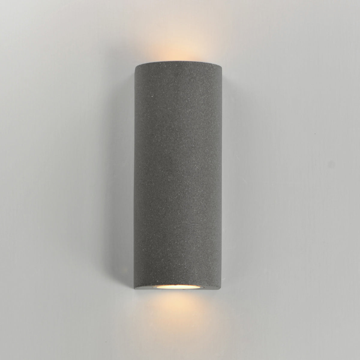 Pilar-Outdoor Wall Mount by ET2