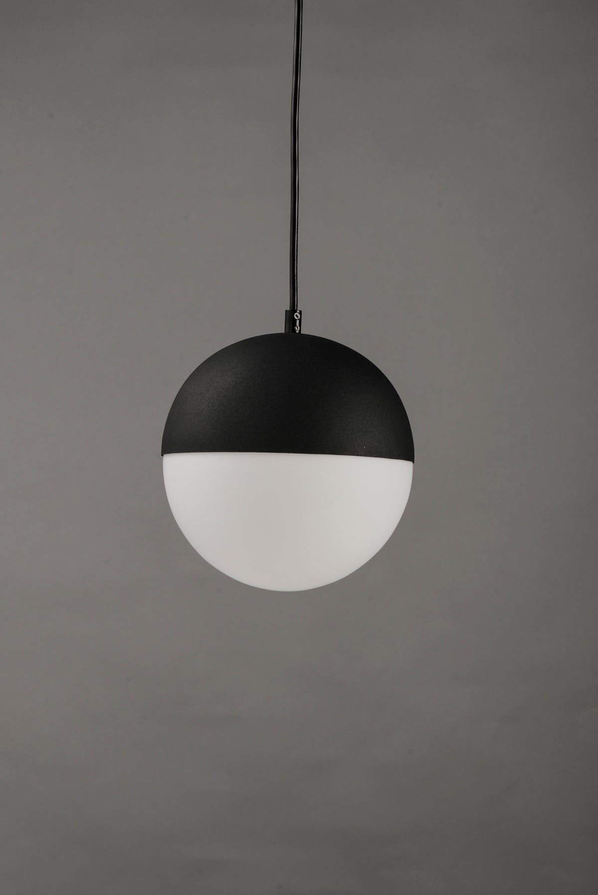 Half Moon-Single Pendant by ET2