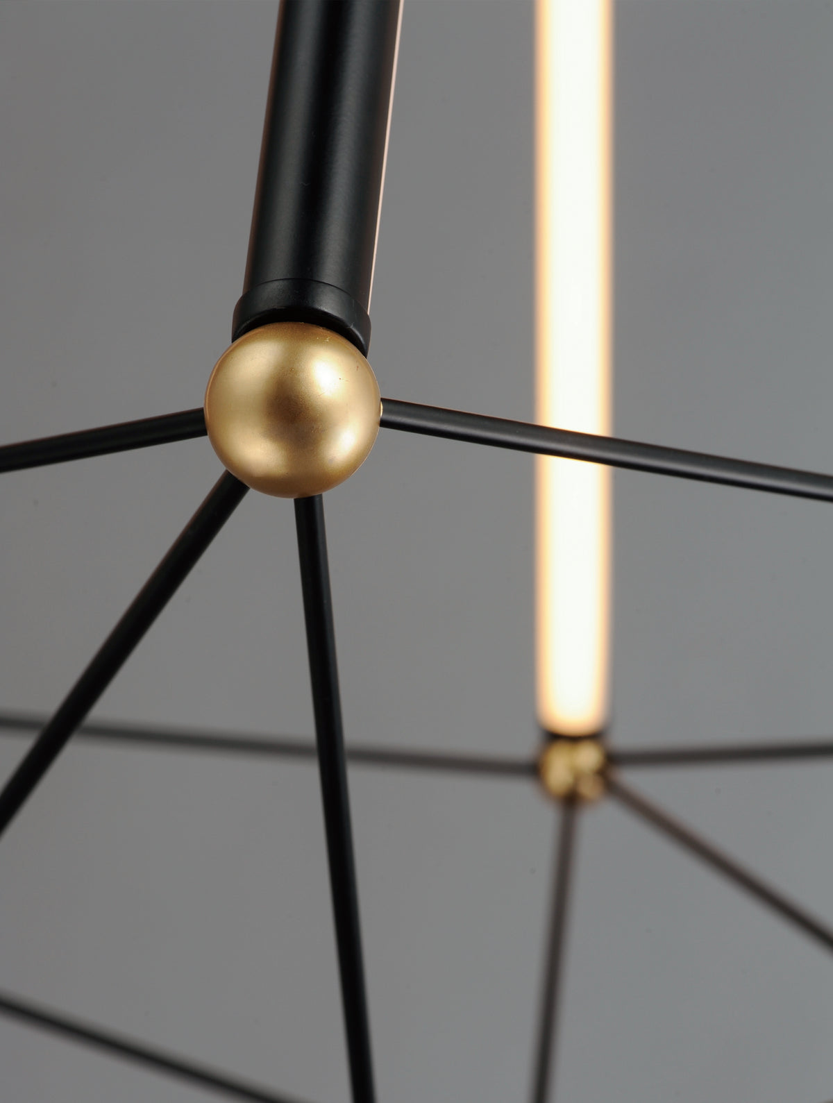 Spire-Multi-Light Pendant by ET2