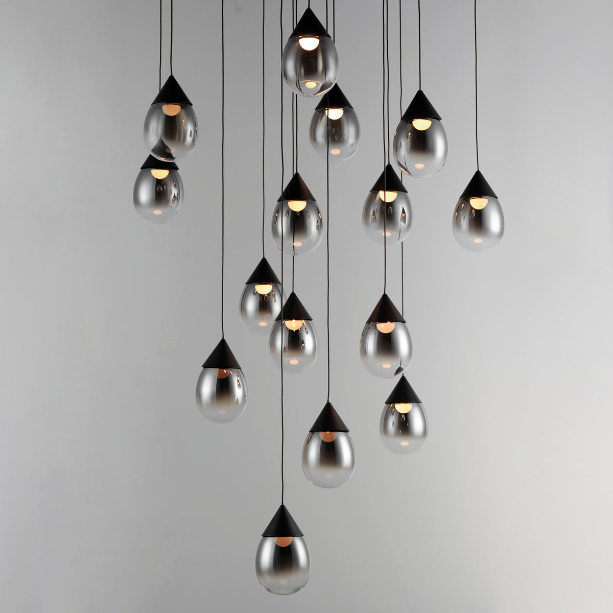 Dewdrop-Multi-Light Pendant by ET2