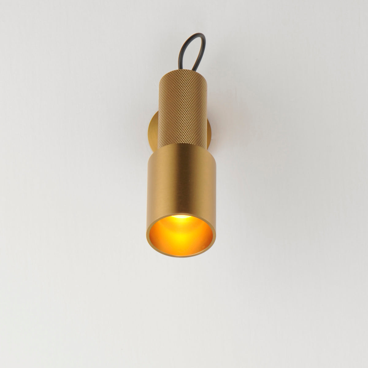 Handler-Wall Sconce by ET2