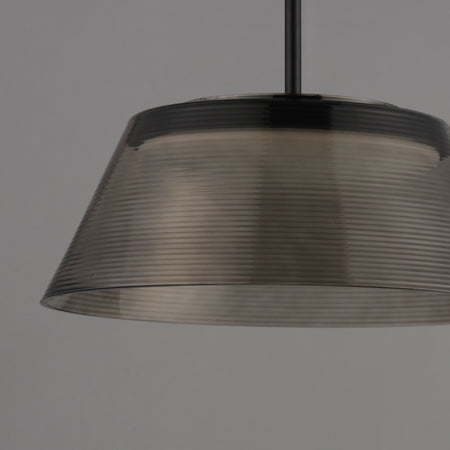 Jensen-Single Pendant by ET2