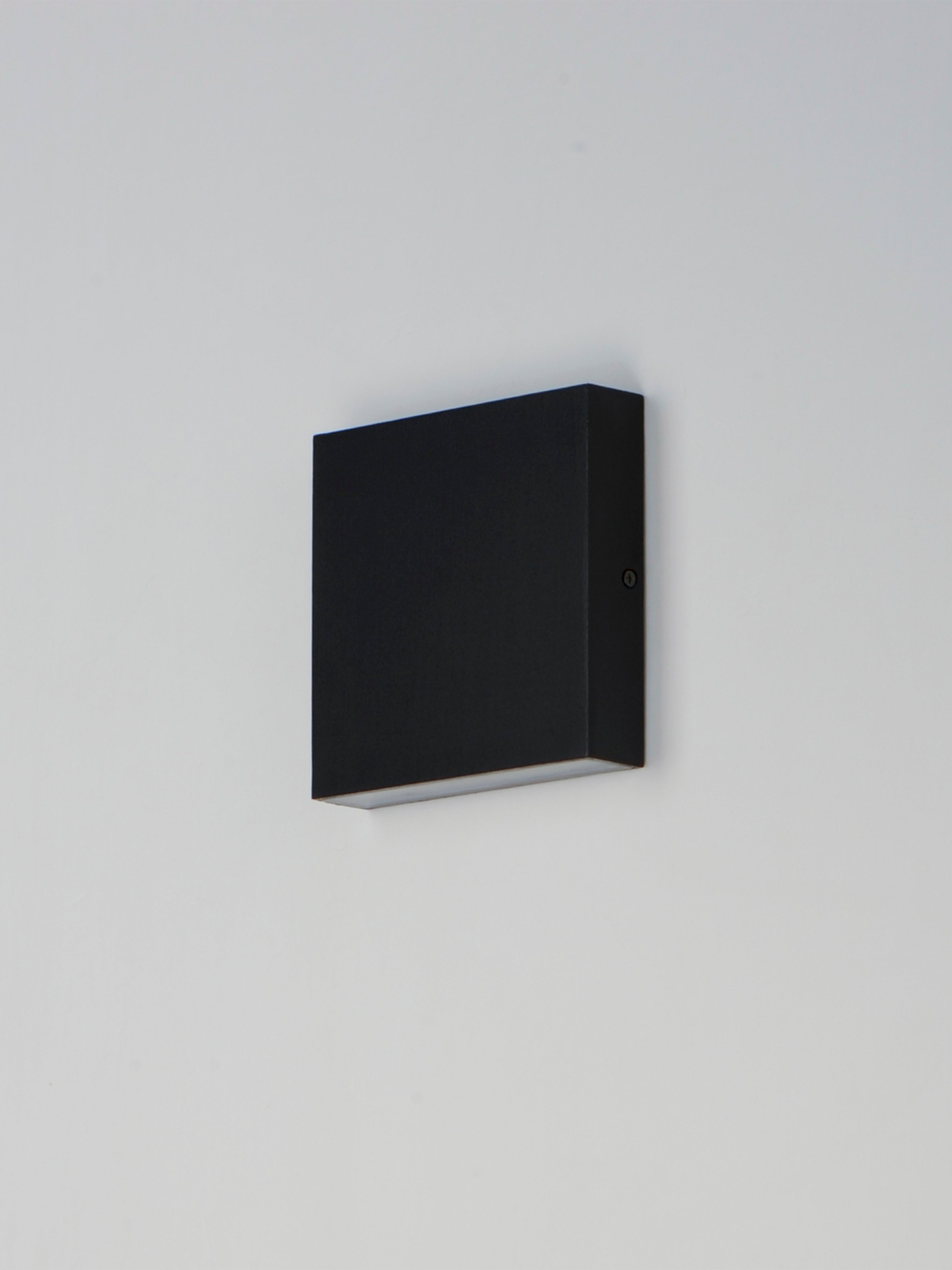 Brik-Outdoor Wall Mount by ET2