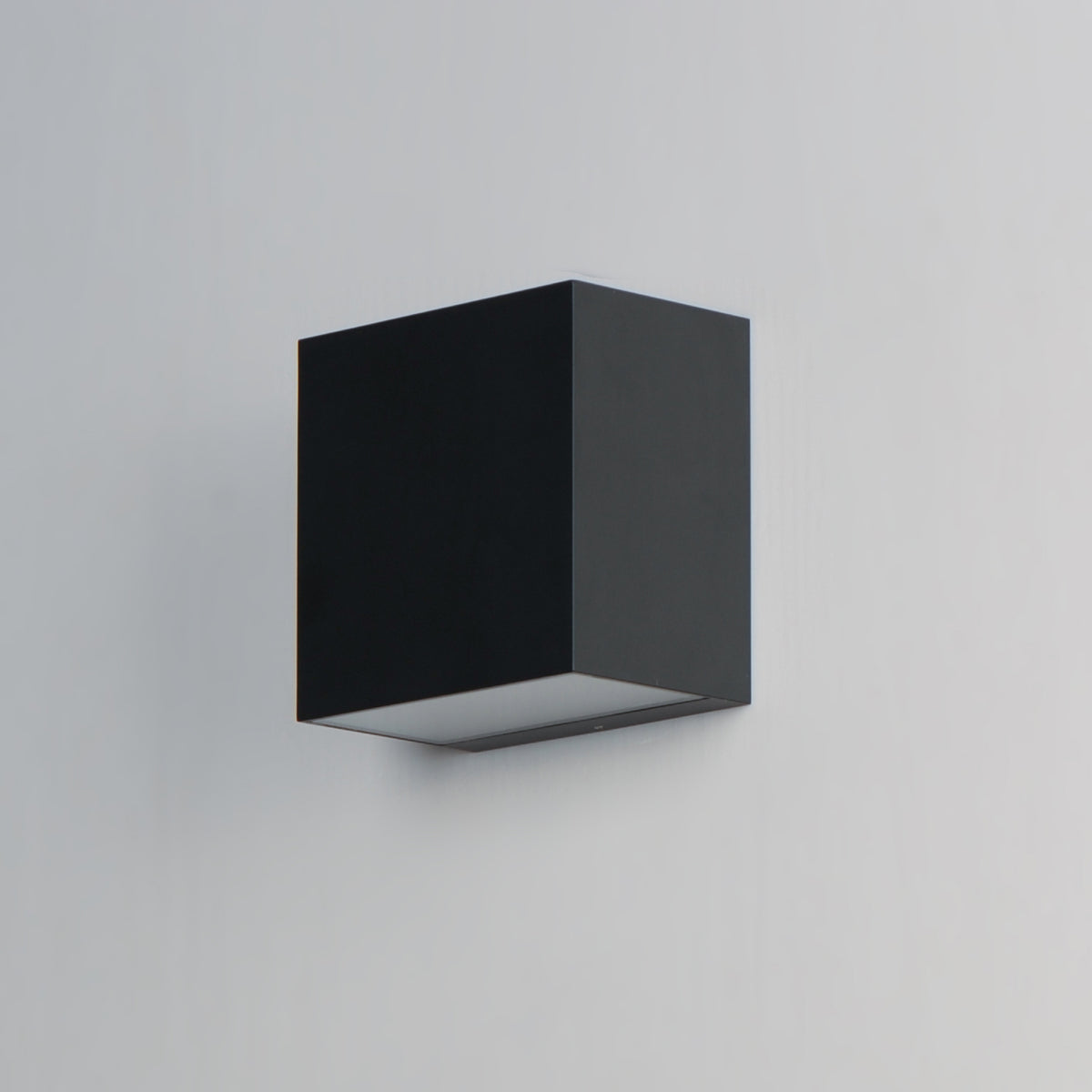 Blok-Outdoor Wall Mount by ET2