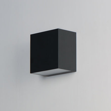Blok-Outdoor Wall Mount by ET2