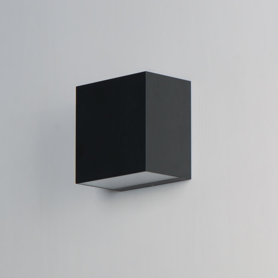 Blok-Outdoor Wall Mount by ET2