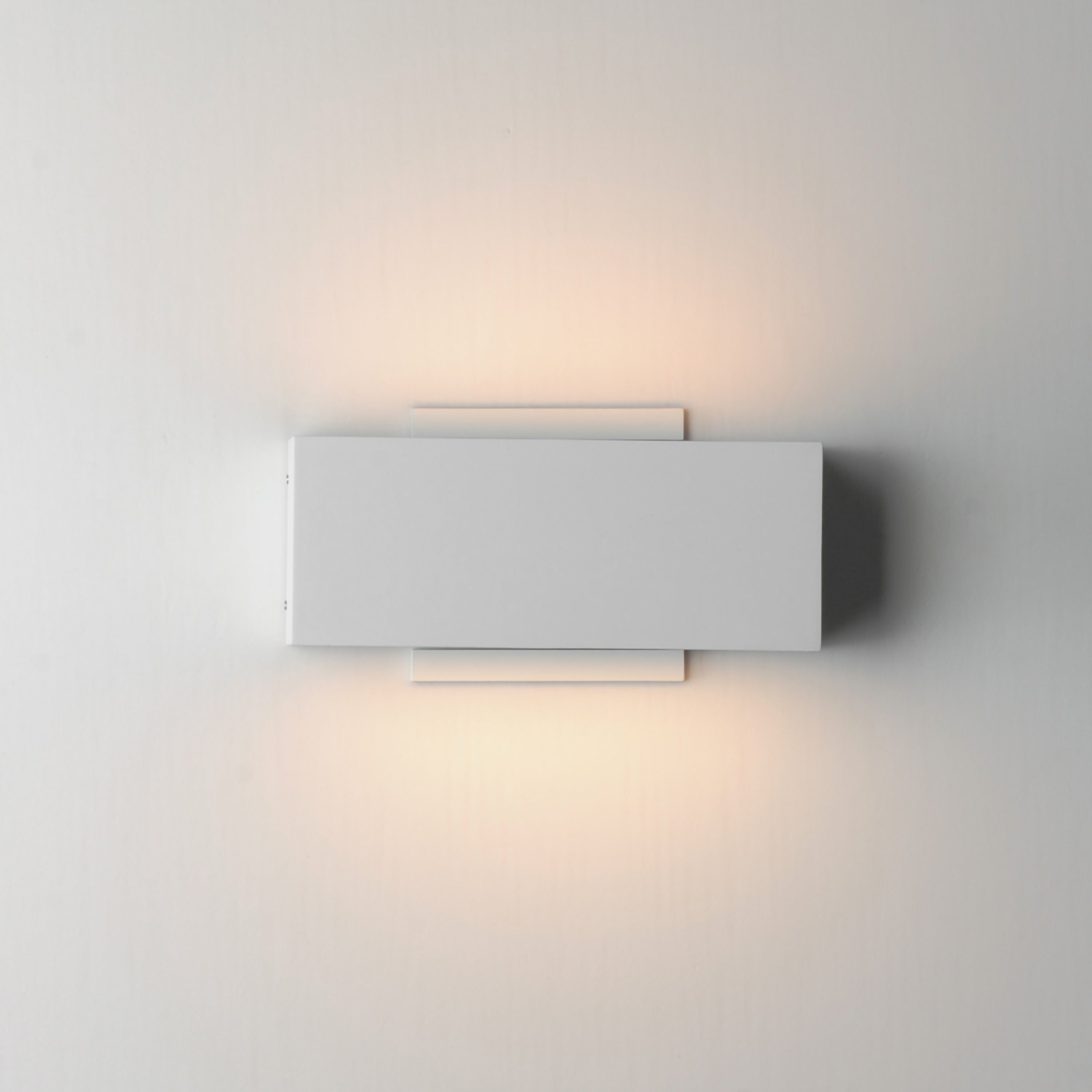 Blok-Outdoor Wall Mount by ET2
